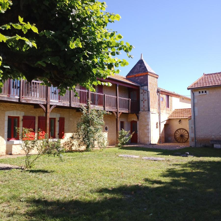 Au Repos Des Elfes Braye-sous-Faye Exterior foto