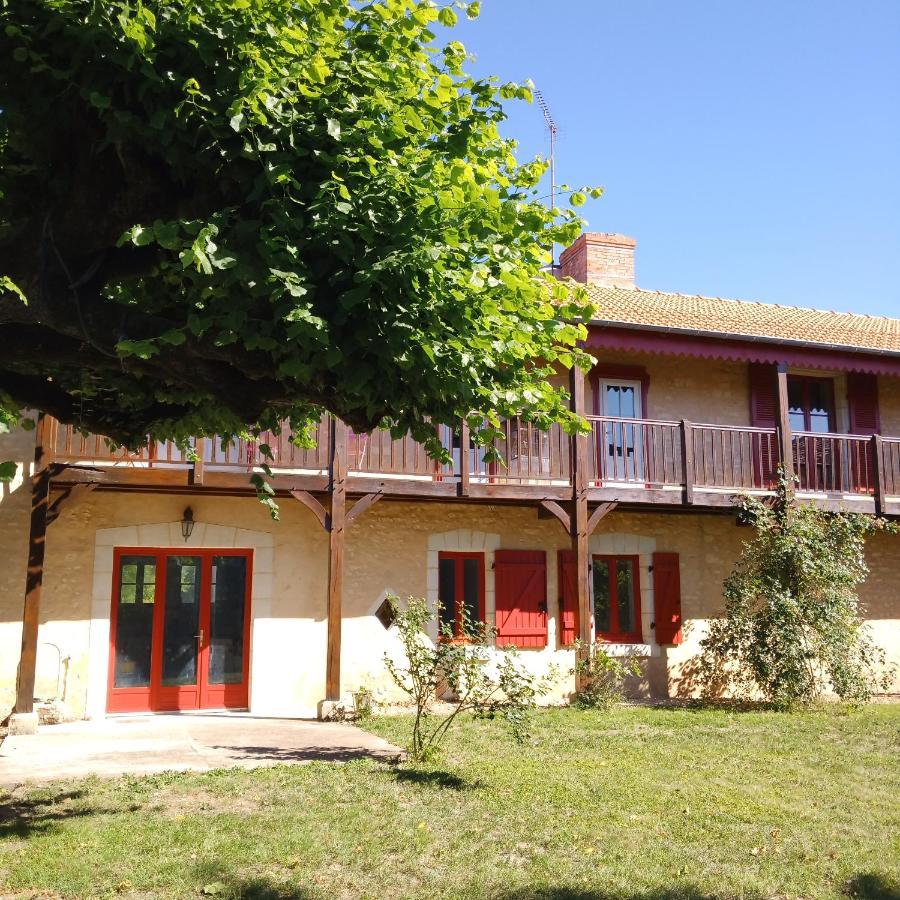 Au Repos Des Elfes Braye-sous-Faye Exterior foto