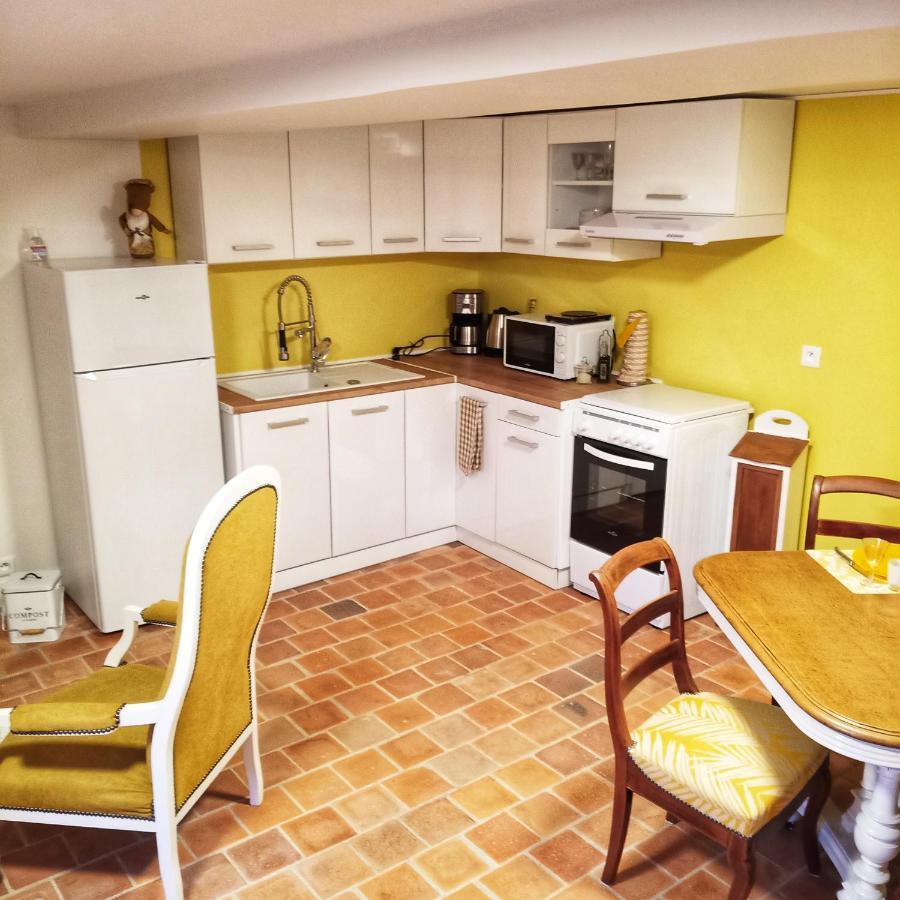 Au Repos Des Elfes Braye-sous-Faye Exterior foto