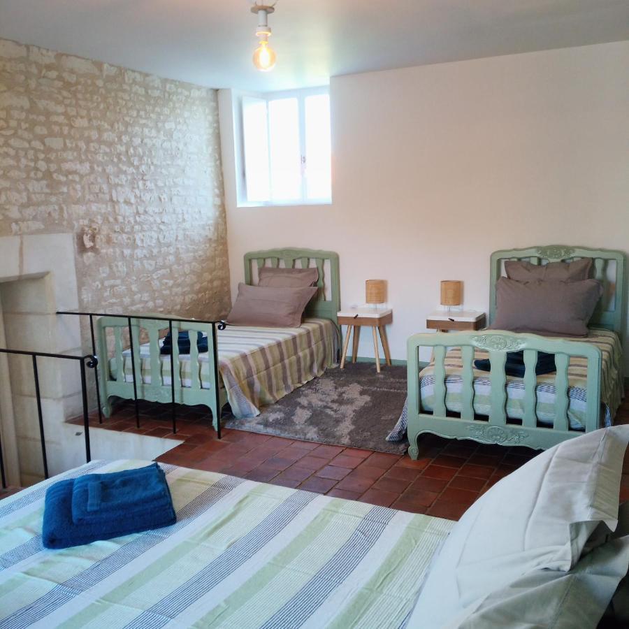 Au Repos Des Elfes Braye-sous-Faye Exterior foto